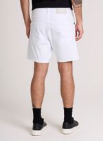 17020465_05_5-BERMUDA-BOX-WHITE-3D