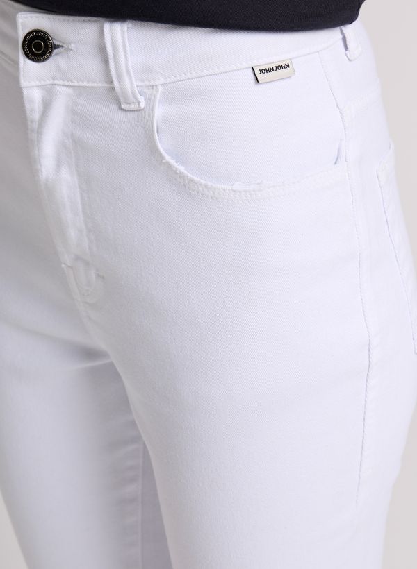 18023779_05_4-CALCA-FLARE-WHITE