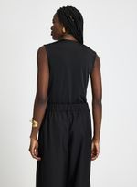 02110851_09_4-BODY-SUZY-I